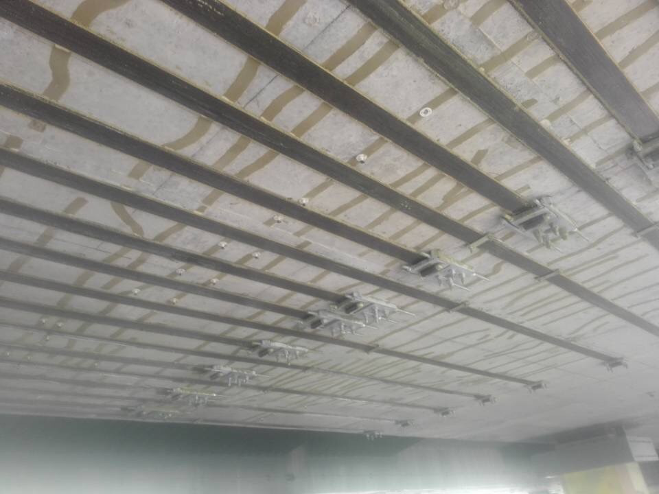 東北大慶團結(jié)橋，用南京曼卡特碳纖維布加固原因？